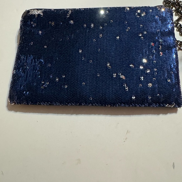 BCBGMaxAzria Blue sequin clutch wristlet, NYE purse, fits iPhone - Picture 7 of 9